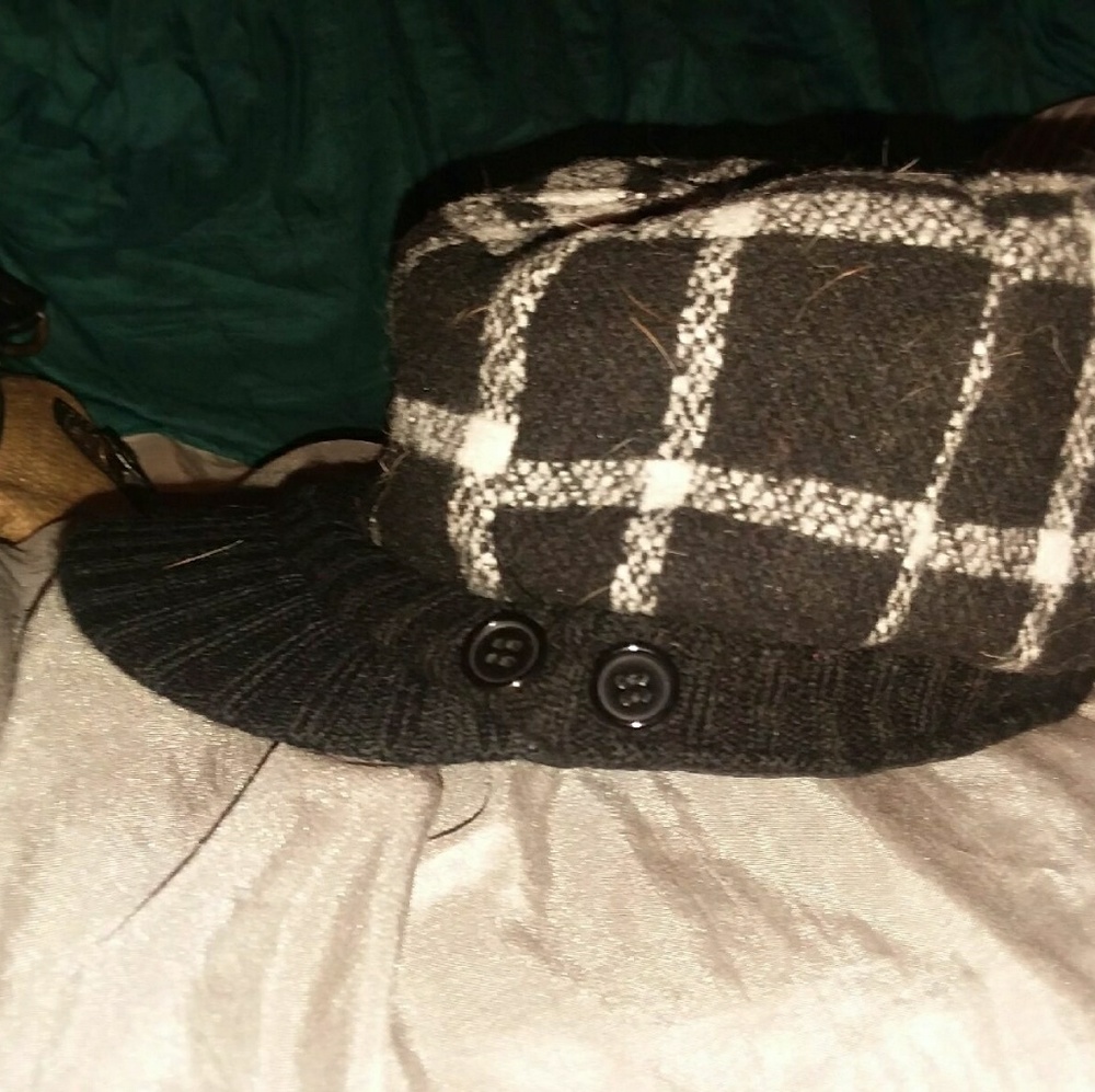 Plaid cab driver hat